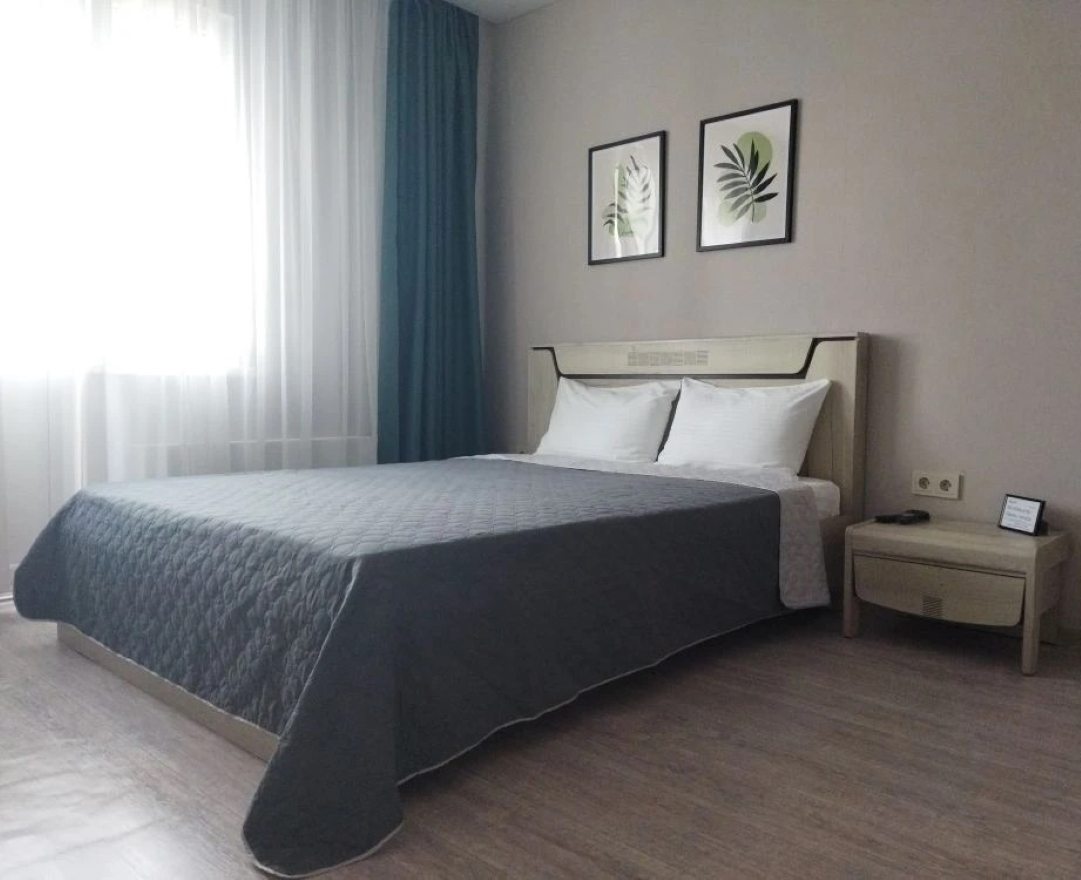 Апартаменты (Трошева), Апартаменты На Трошева