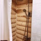 Коттедж (Маленький дом), База отдыха Рыжий кот