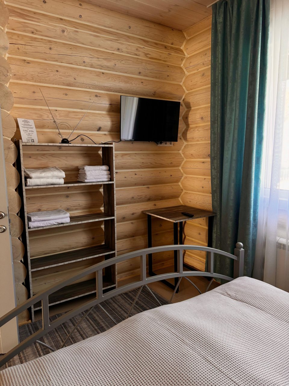 Коттедж (Средний дом), База отдыха Рыжий кот