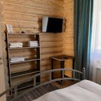 Коттедж (Средний дом), База отдыха Рыжий кот