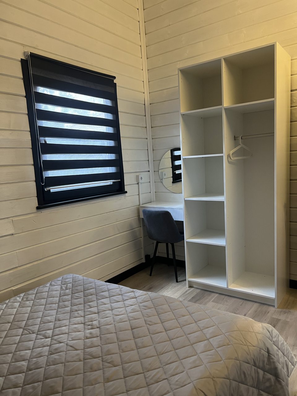 Дом (Whitehouse), Гостевой дом Whitestone