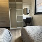 Дом (Whitehouse), Гостевой дом Whitestone