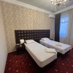 Две односпальные кровати