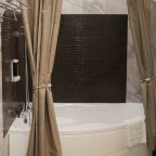 Люкс (Люкс), Отель Автор Ростов