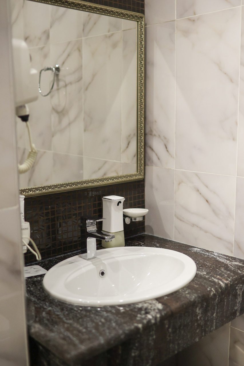 Люкс (Люкс), Отель Автор Ростов