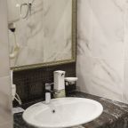 Люкс (Люкс), Отель Автор Ростов