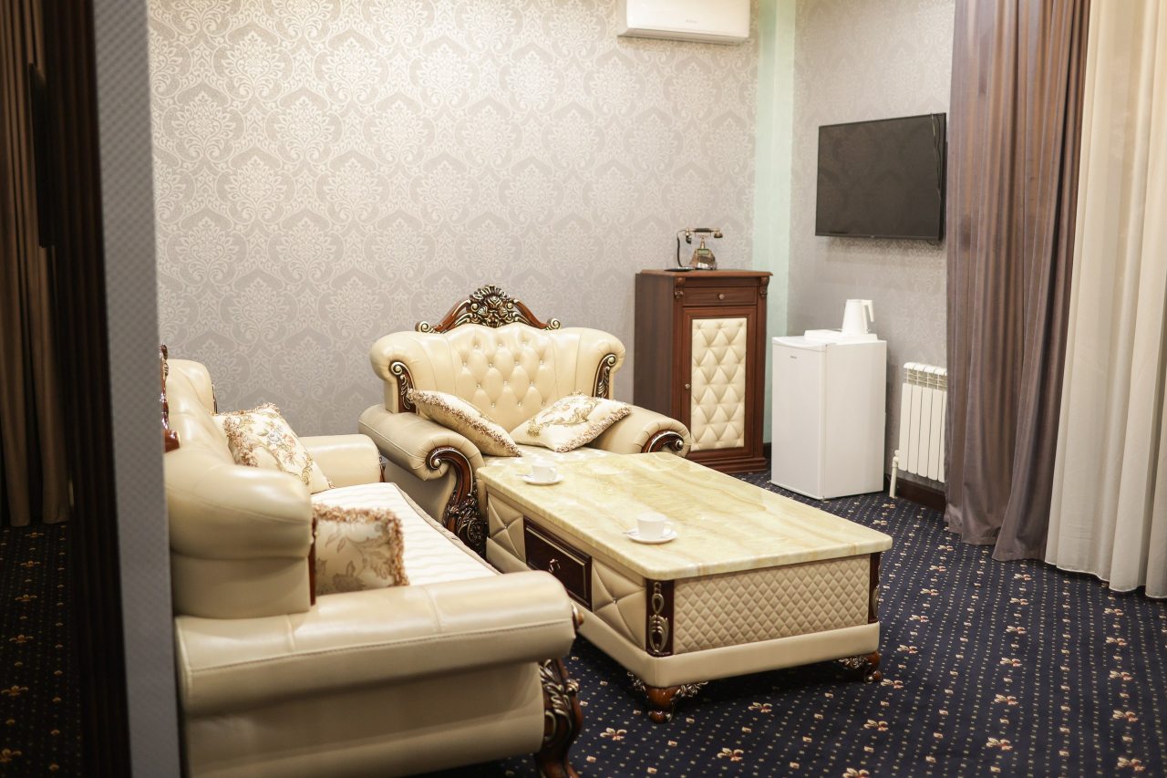 Люкс (Люкс), Отель Автор Ростов