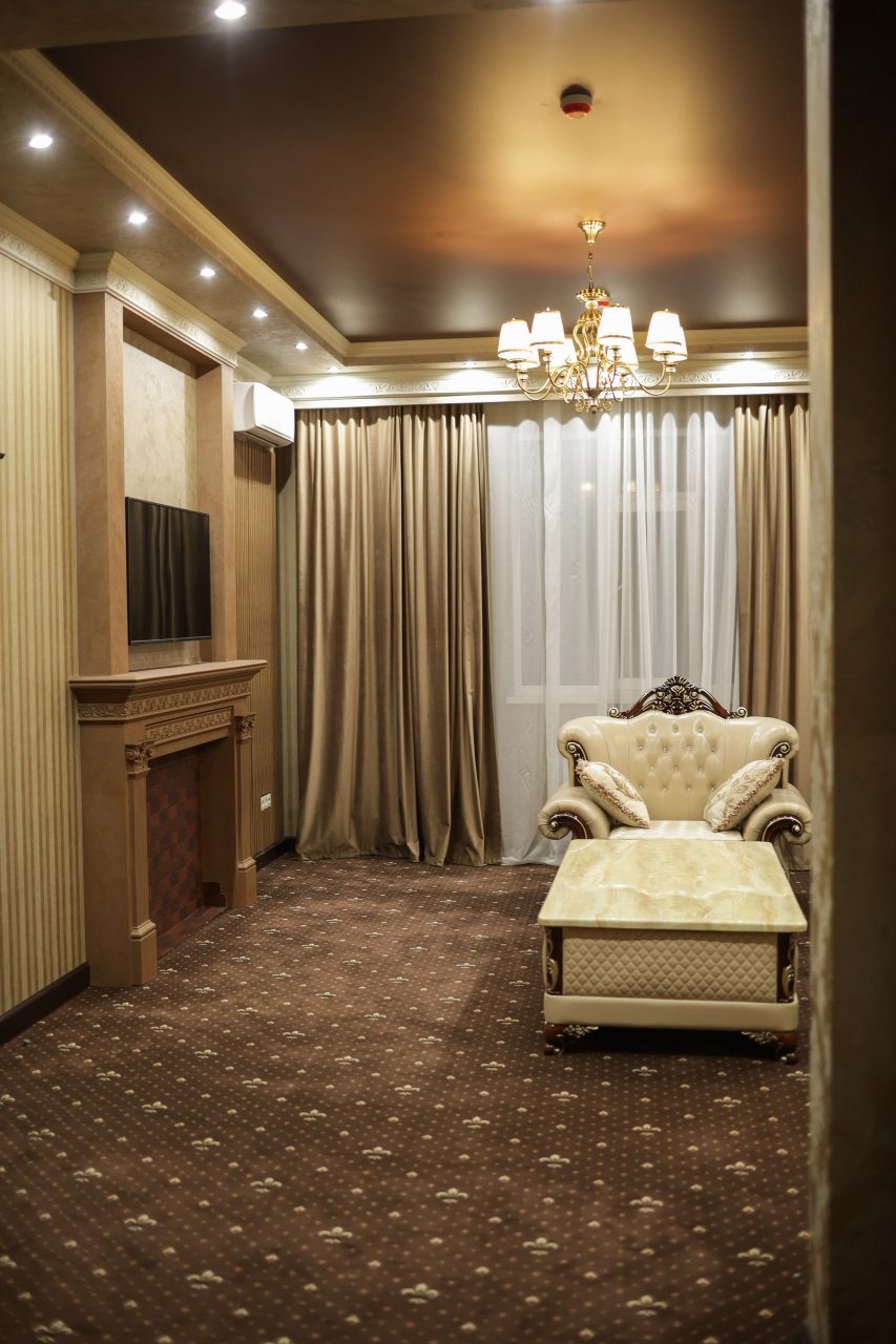 Люкс (Люкс), Отель Автор Ростов