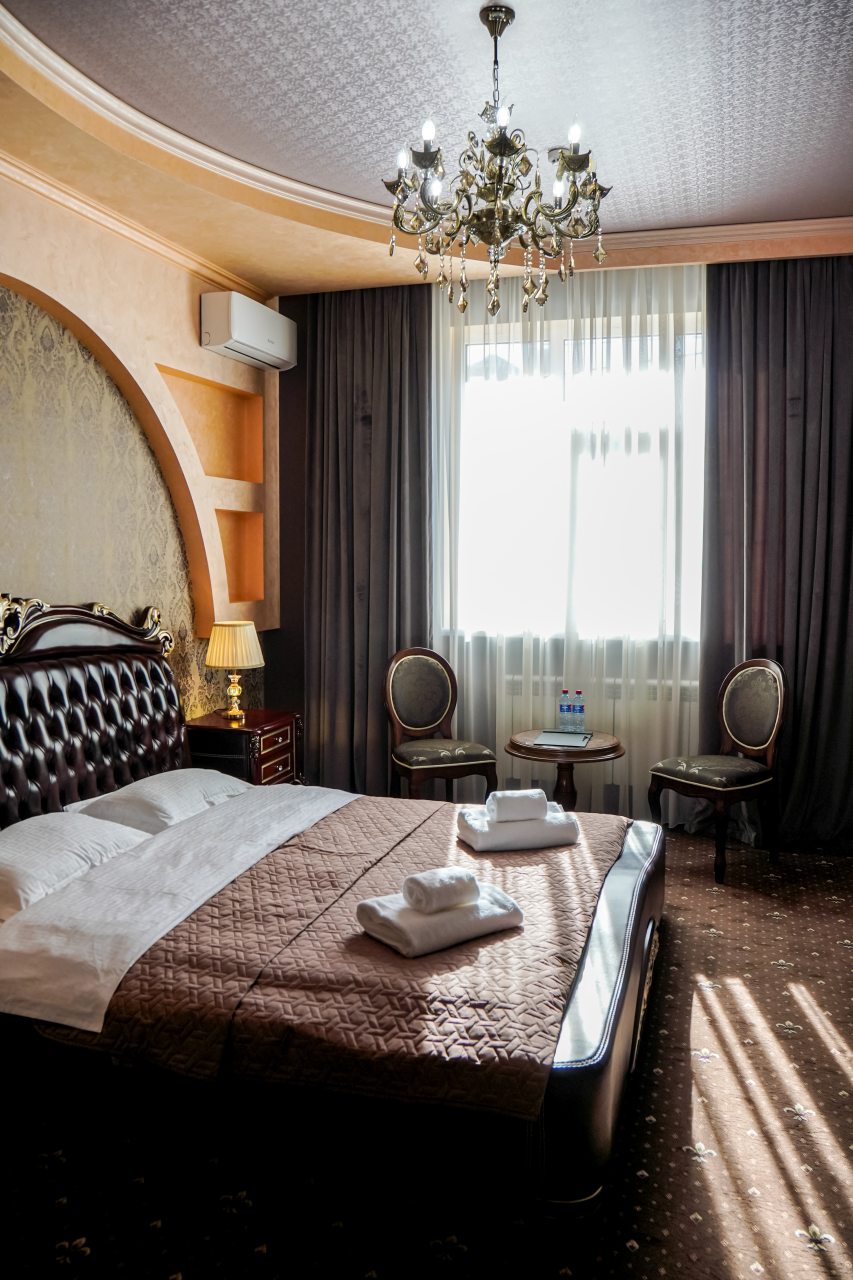 Номер (Полулюкс), Отель Графъ