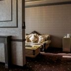Номер (Люкс 2-х комнатный), Отель Графъ