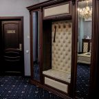 Номер (Люкс 2-х комнатный), Отель Графъ