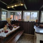 Беседки для отдыха, Коттедж С баней и пирсом на берегу пруда