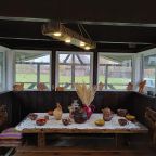 Беседки для отдыха, Коттедж С баней и пирсом на берегу пруда