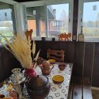 Беседки для отдыха, Коттедж С баней и пирсом на берегу пруда