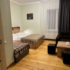 Трёхместный и более (Трехместный номер комфорт), Гостиница Невский