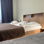 Трёхместный и более (Семейный номер), Гостиница Невский