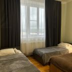 Трёхместный и более (Семейный номер), Гостиница Невский