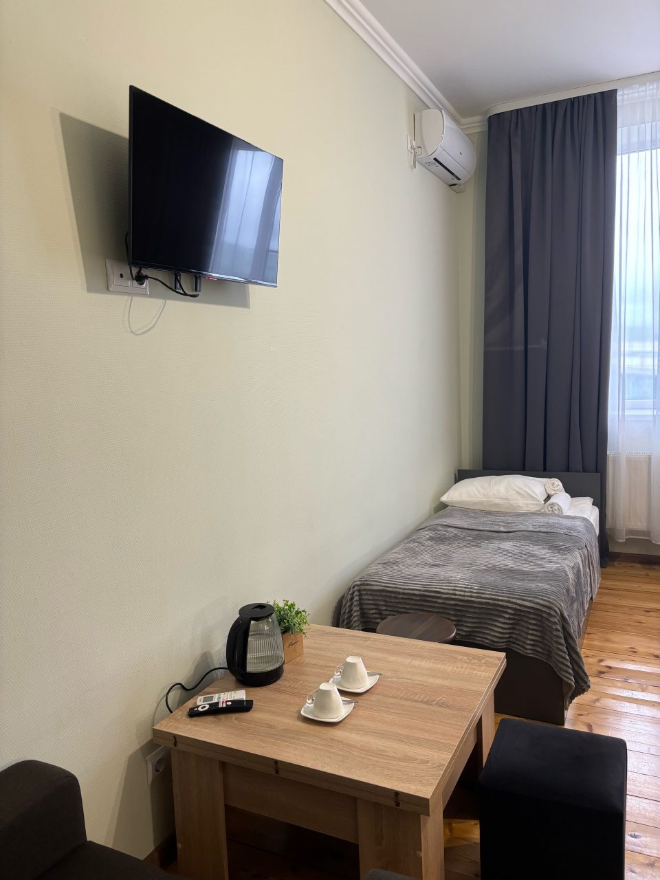 Трёхместный и более (Семейный номер), Гостиница Невский