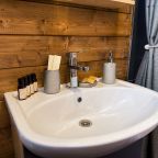 Коттедж (А-фрейм с видом на горы), База отдыха Куранты Village