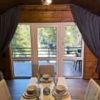 Апартаменты (Апартаменты с видом на горы), База отдыха Куранты Village