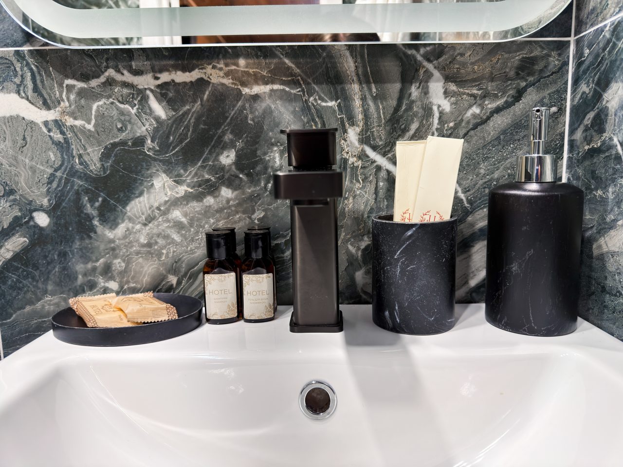 Апартаменты (Апартаменты с видом на горы), База отдыха Куранты Village