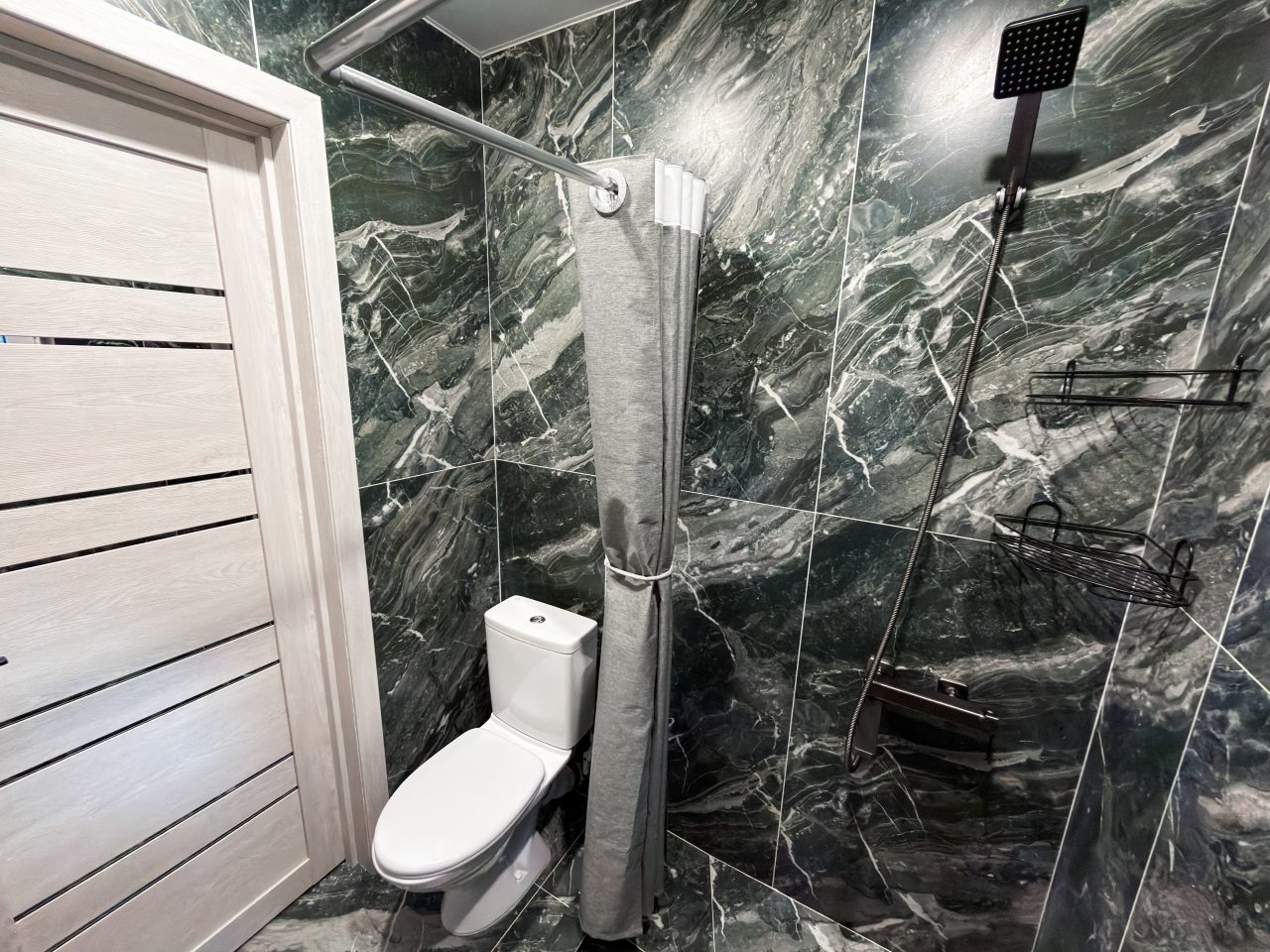 Апартаменты (Апартаменты с видом на горы), База отдыха Куранты Village