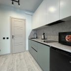 Апартаменты (Апартаменты с витражным окном и видами на город), Апартаменты Kvartira-Braun