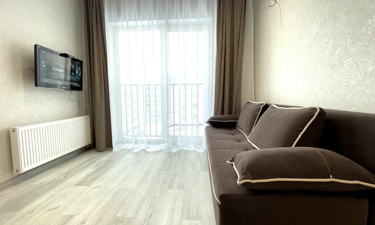 Апартаменты (У ТЦ Арена), Апартаменты Kvartira-Braun