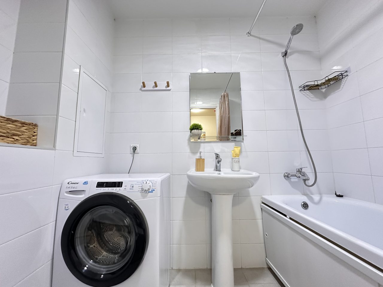 Апартаменты (VV Apart у метро Котельники на Сосновой 5, 2-комнатные), Апартаменты VV Apart на улице Сосновая 5