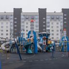 Детская площадка, Апартаменты LovelyHome39 у Суздальского парка