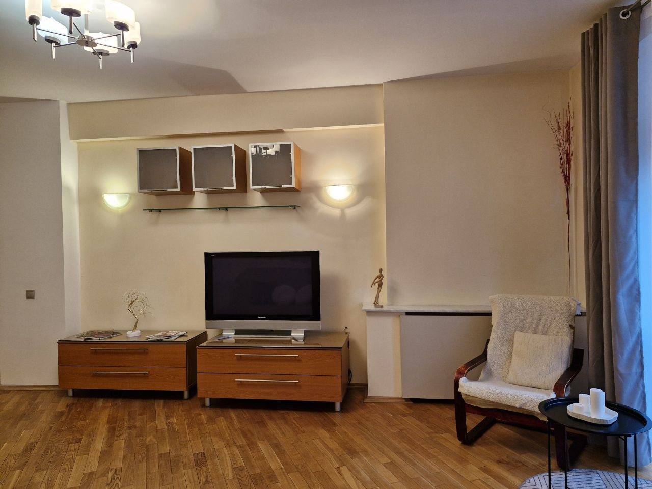 Апартаменты (Просторные рядом с Площадью Победы), Апартаменты Просторные рядом с Площадью Победы