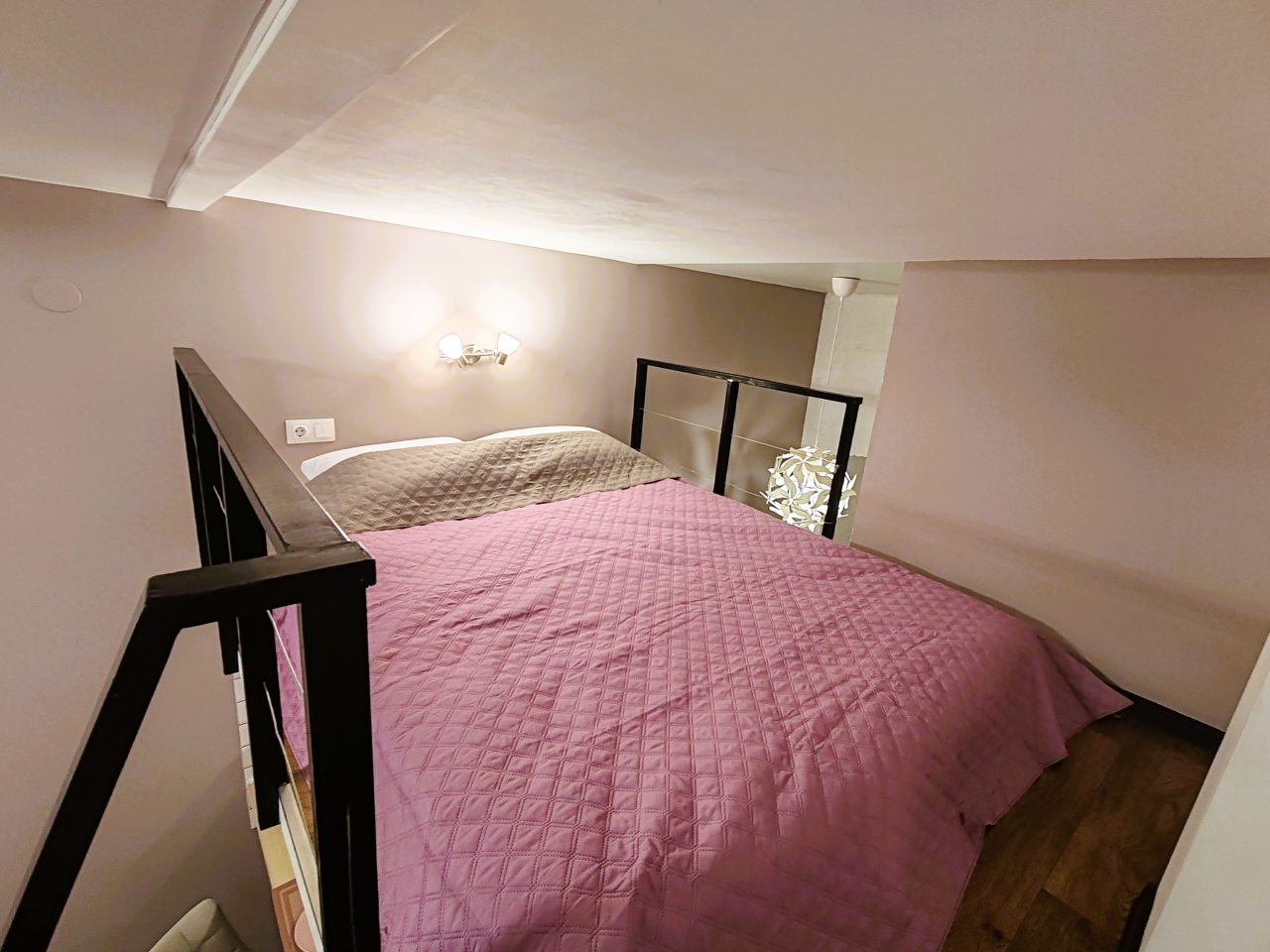 Студио (Стильная студия в центре Питера), Апартаменты Стильная студия на Достоевского