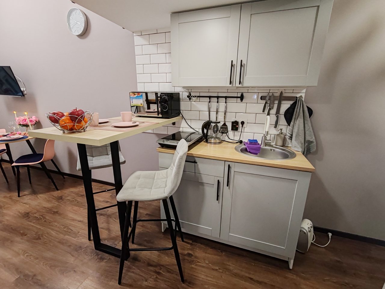 Мини-кухня, Апартаменты Стильная студия на Достоевского