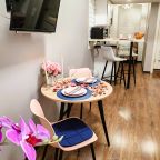 Жильё полностью ваше, Апартаменты Стильная студия на Достоевского