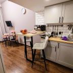 Жильё полностью ваше, Апартаменты Стильная студия на Достоевского