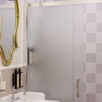 Ванная комната в стандартном номере twin «Иоланта»