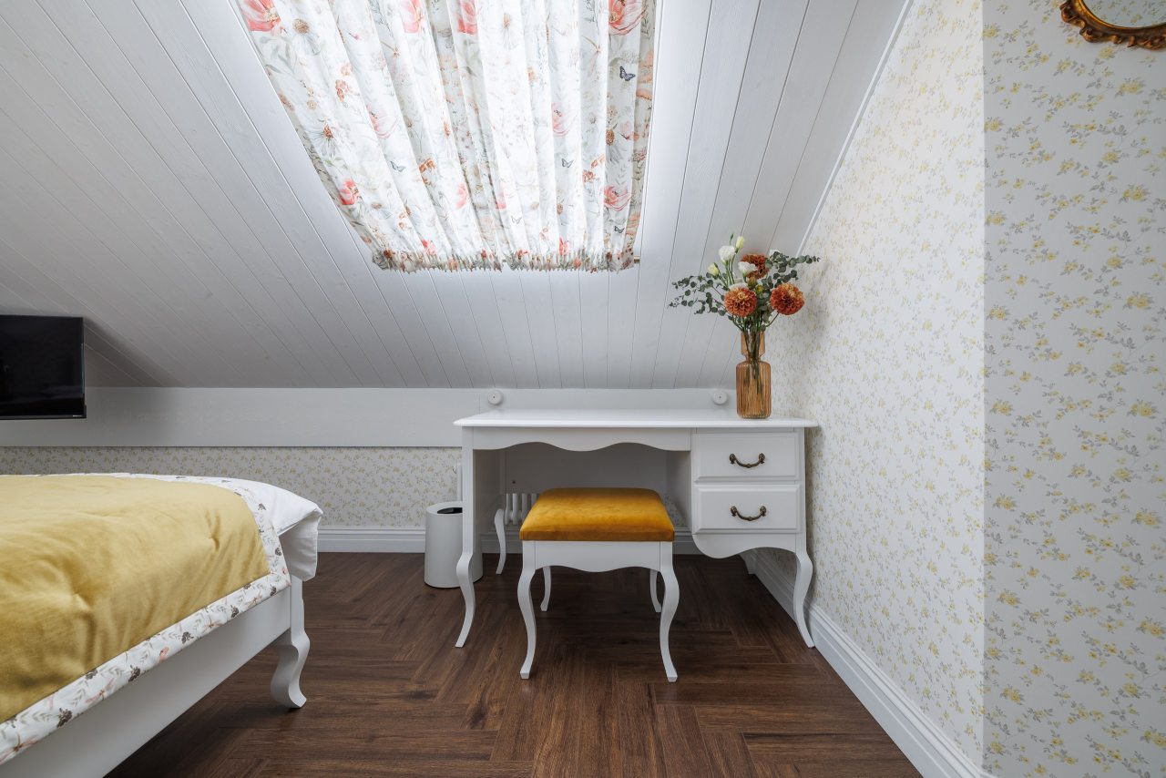 Двухместный (Стандарт мансардный  dbl   «Вальс цветов»), Отель Симфония