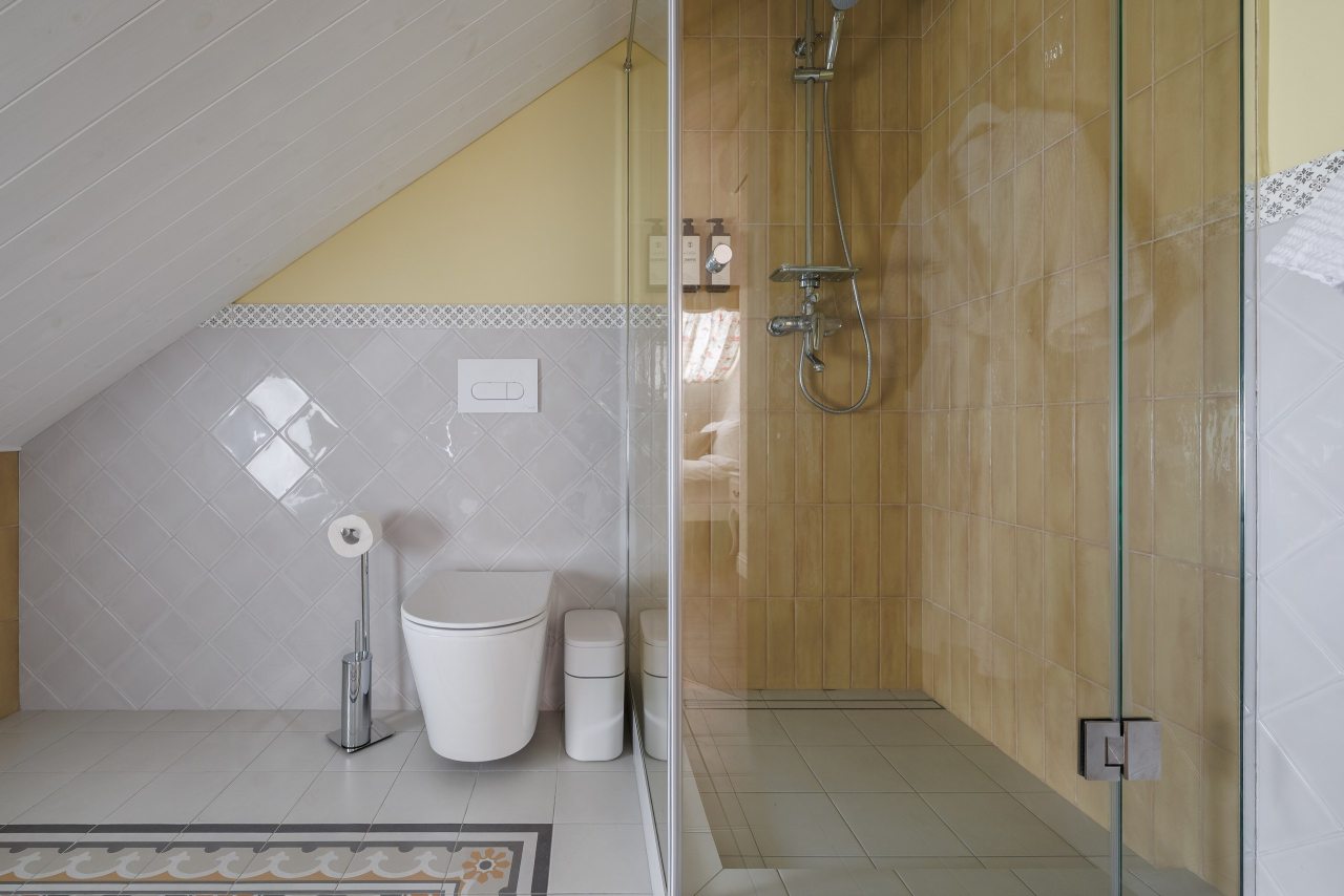 Двухместный (Стандарт мансардный  dbl   «Вальс цветов»), Отель Симфония