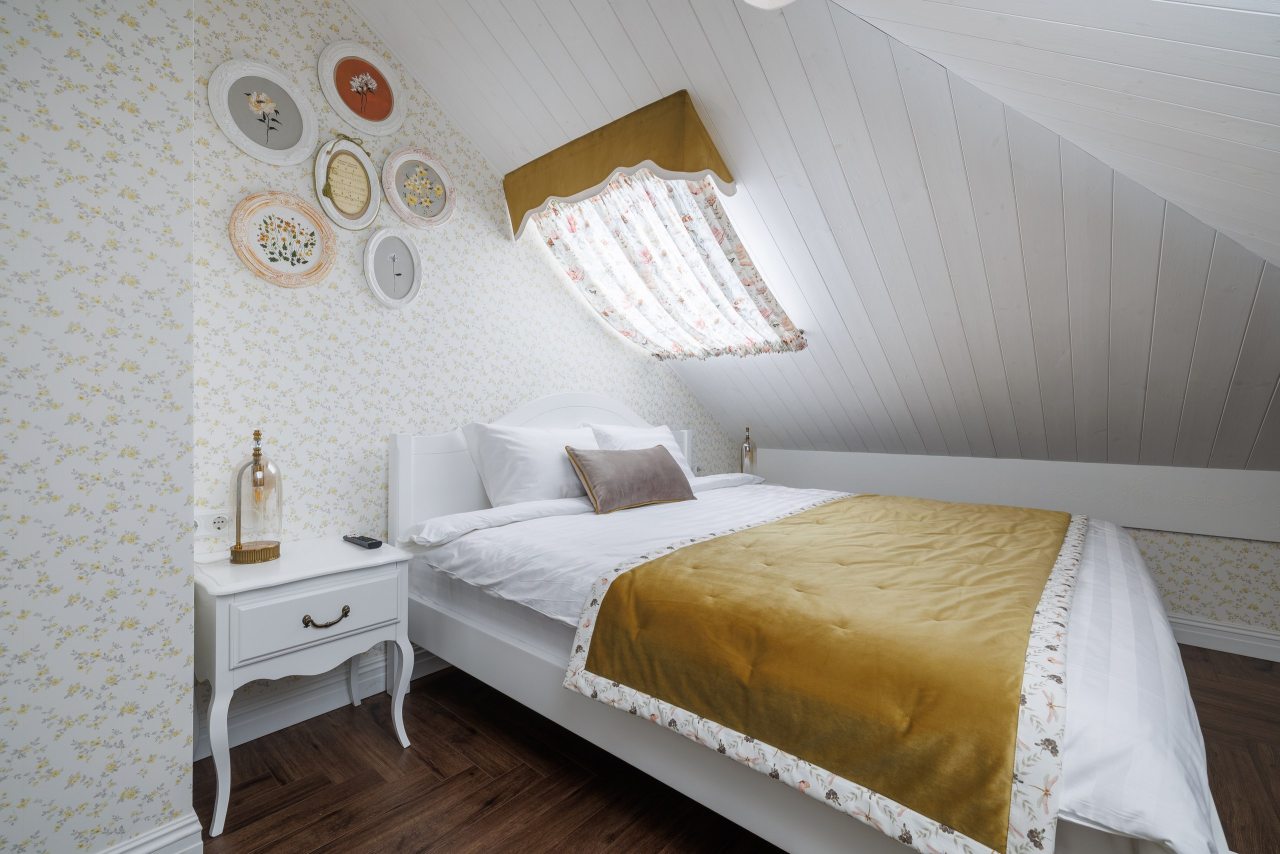 Двухместный (Стандарт мансардный  dbl   «Вальс цветов»), Отель Симфония