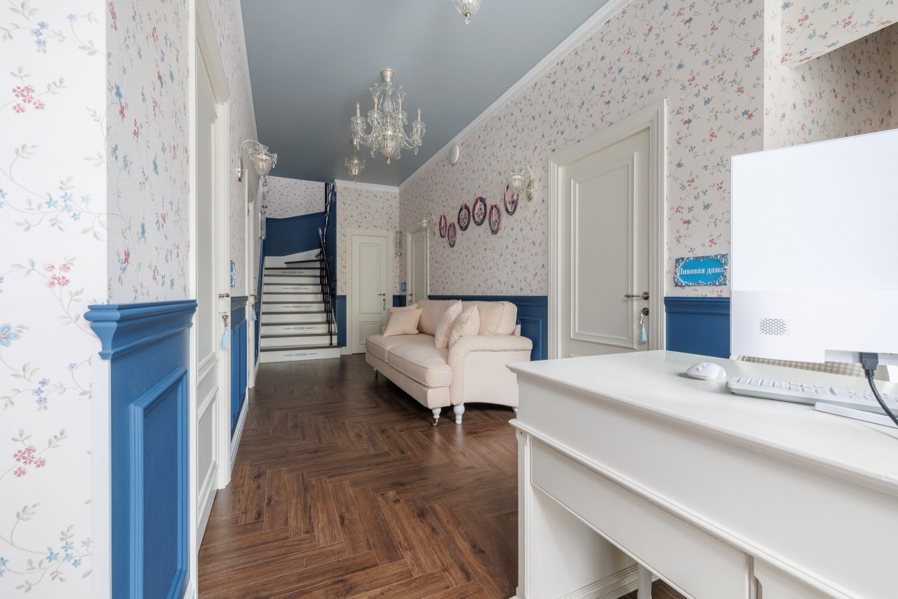 Люкс (Люкс « Времена года »), Отель Симфония