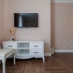 Иоланта 
Бутик-отель СИМФОНИЯ