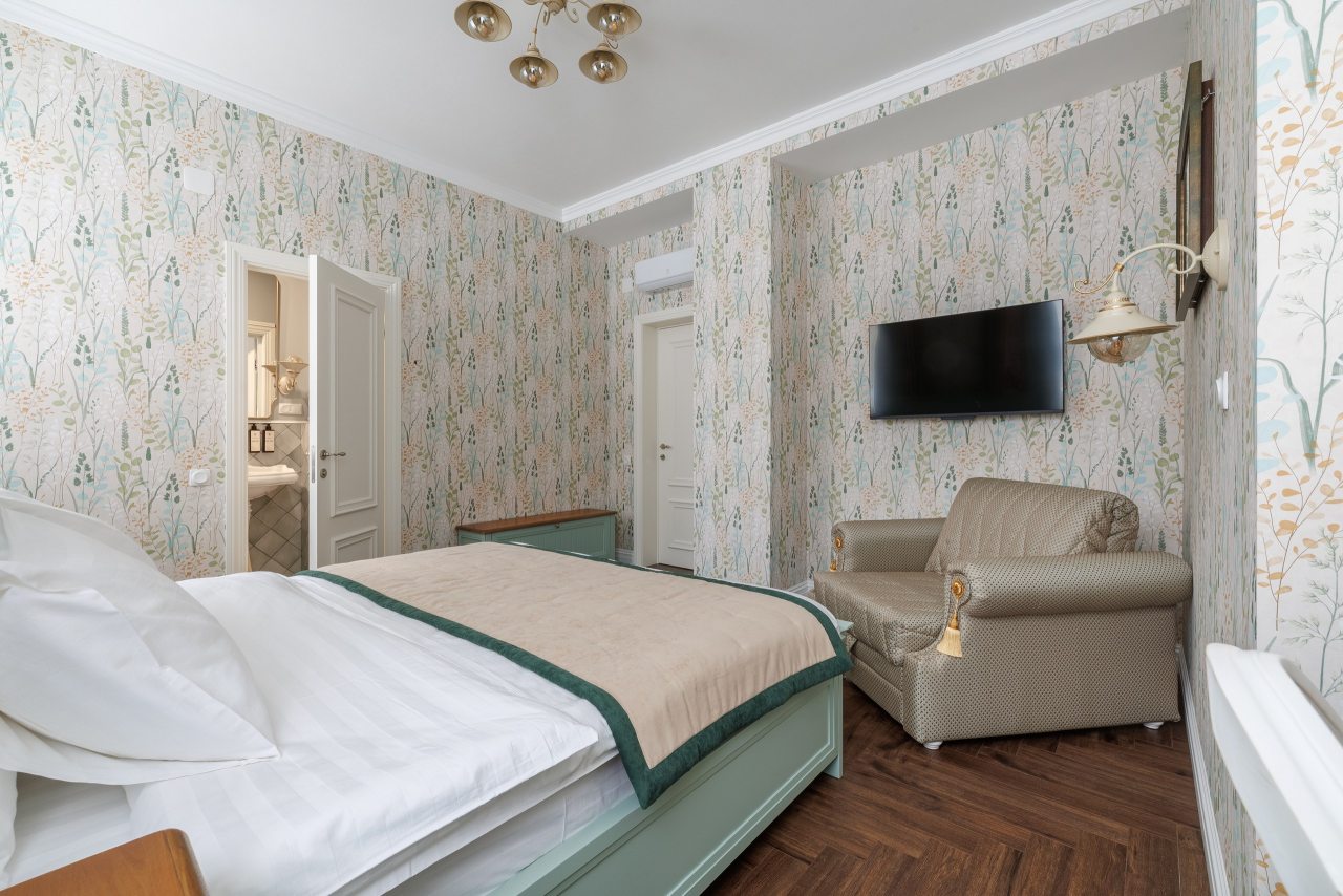 Пиковая дама 
Бутик-отель «Симфония»