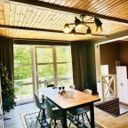 Шестиместный (Гостевой дом в темных тонах с видом на горы), Гостевой дом БАРСкая Усадьба