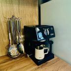 Шестиместный (Гостевой дом в темных тонах с видом на горы), Гостевой дом БАРСкая Усадьба