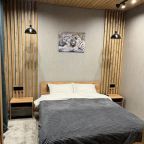 Четырехместный (Гостевой дом в светлых тонах с видом на горы), Гостевой дом БАРСкая Усадьба