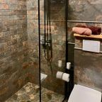 Четырехместный (Гостевой дом в эко-стиле с видом на горы), Гостевой дом БАРСкая Усадьба