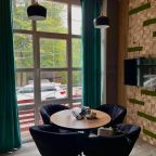 Четырехместный (Гостевой дом в эко-стиле с видом на горы), Гостевой дом БАРСкая Усадьба