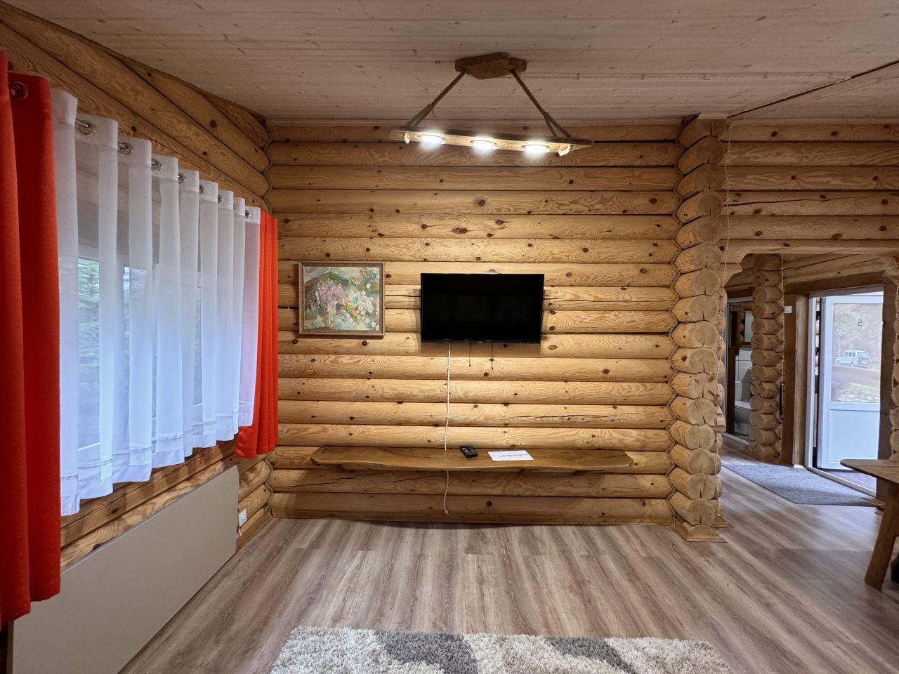 Шале (С одной спальней и кухней-гостиной), База отдыха НАИР Архыз