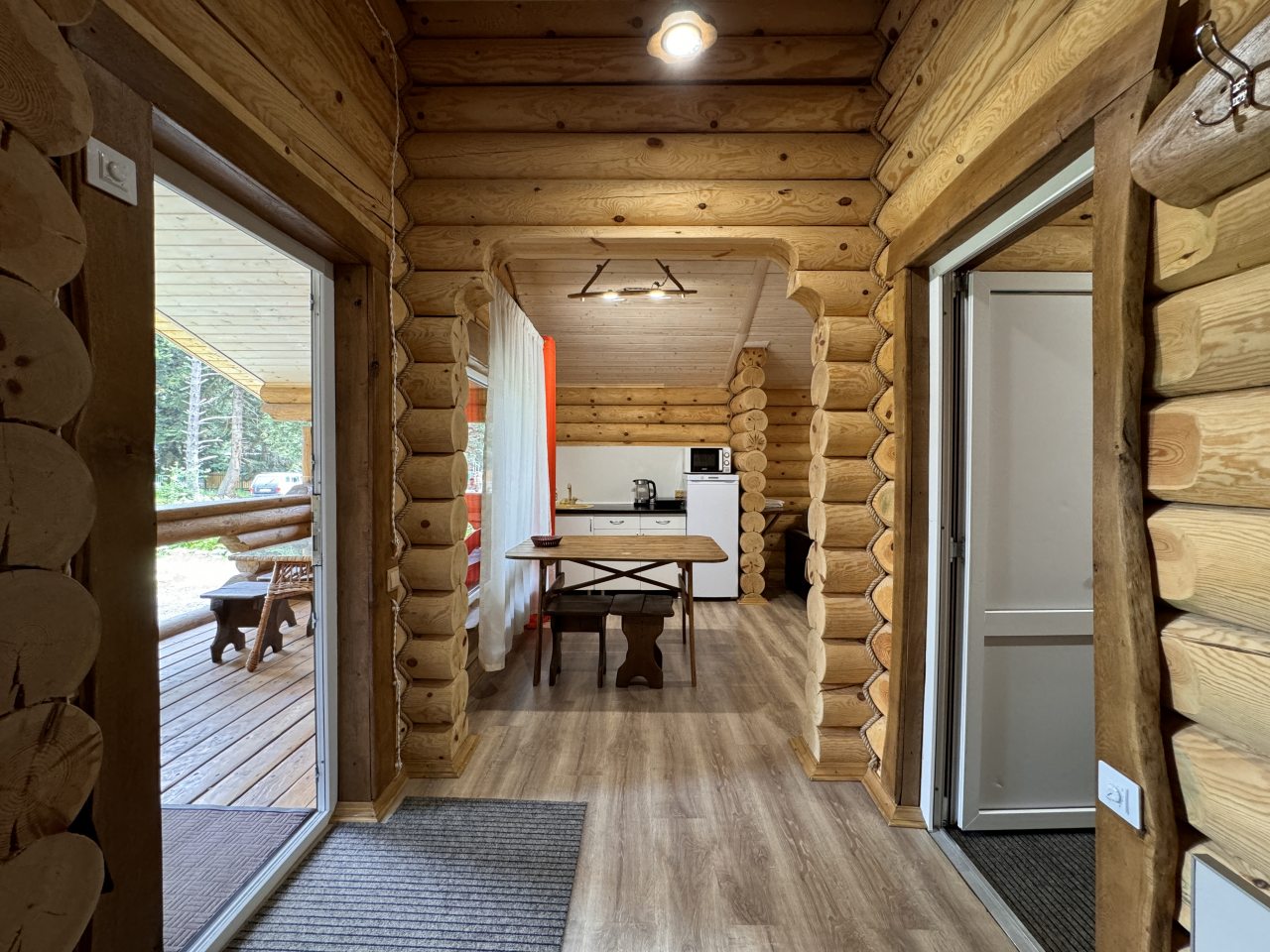 Шале (С одной спальней и кухней-гостиной), База отдыха НАИР Архыз