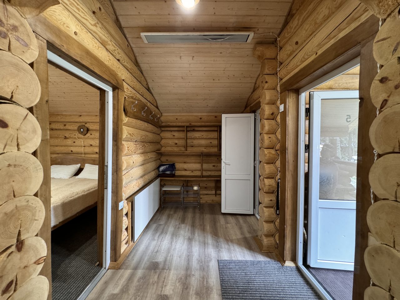 Шале (С одной спальней и кухней-гостиной), База отдыха НАИР Архыз